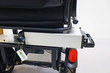 Электротрицикл GreenCamel Кольт V700, черный