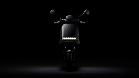 Электроскутер Ninebot E300SE