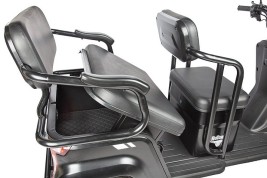 Электротрицикл Rutrike Топик, черный