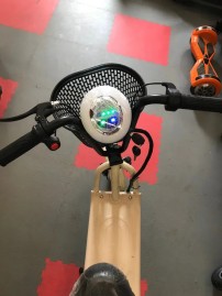 Электроcамокат GT C1, белый