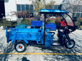 Электротрицикл грузовой GreenCamel Тендер 2 B1500 (60V 1000W) крыша, понижающая